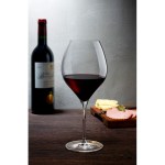 p66099-nude-vinifera-red-wine-750x750